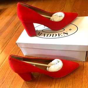 Steve Madden Ashlyn Pumps New with Box size 8